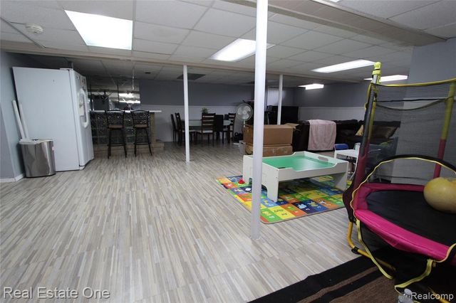 27015 Arden Park Circle, Farmington Hills, MI 48334