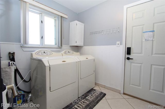 27015 Arden Park Circle, Farmington Hills, MI 48334