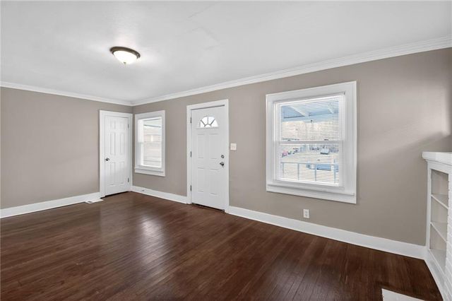 2407 E 68th Terrace, Kansas City, MO 64132