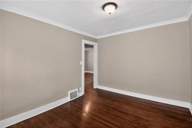 2407 E 68th Terrace, Kansas City, MO 64132