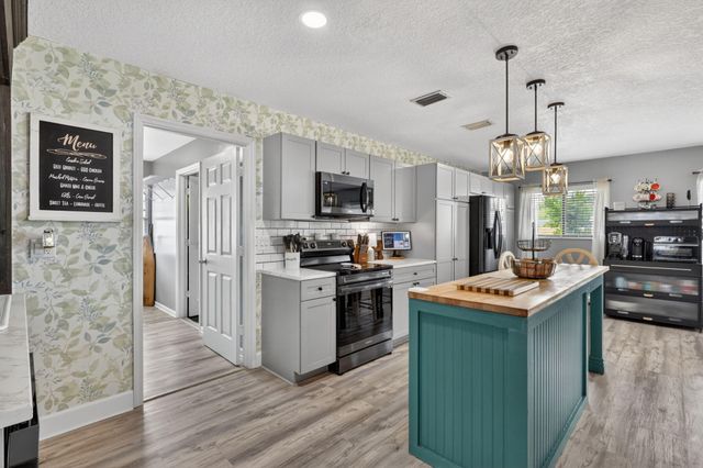 2026 7th Court SW, Vero Beach, FL 32962
