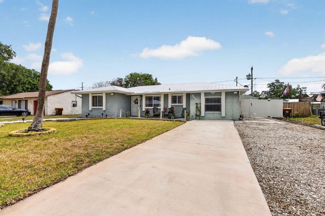 2026 7th Court SW, Vero Beach, FL 32962