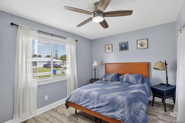 2026 7th Court SW, Vero Beach, FL 32962