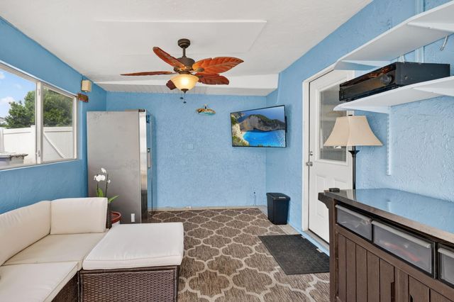 2026 7th Court SW, Vero Beach, FL 32962
