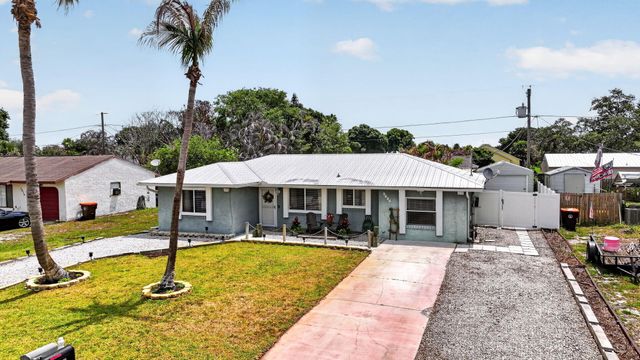 2026 7th Court SW, Vero Beach, FL 32962