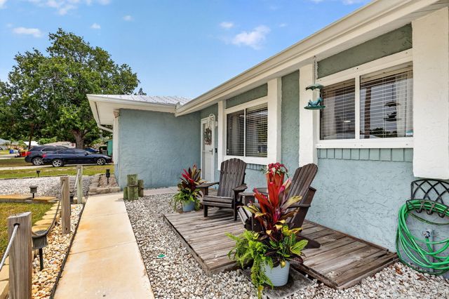 2026 7th Court SW, Vero Beach, FL 32962