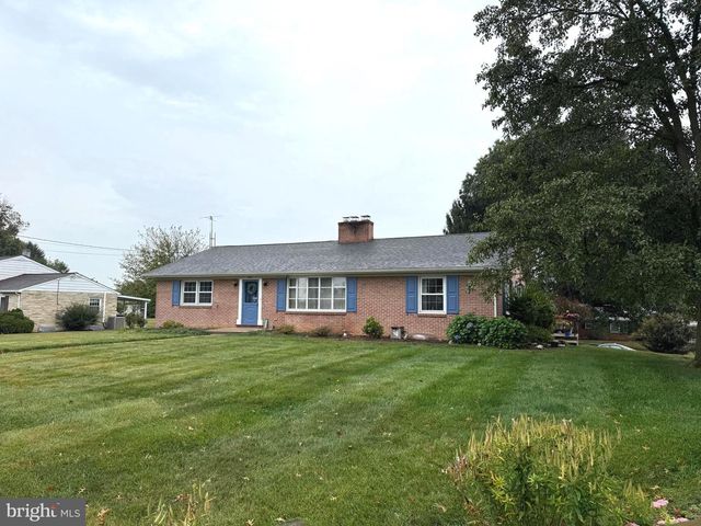 2918 JEFFERSON DRIVE, Chambersburg, PA 17201