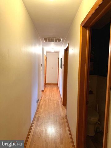 2918 JEFFERSON DRIVE, Chambersburg, PA 17201