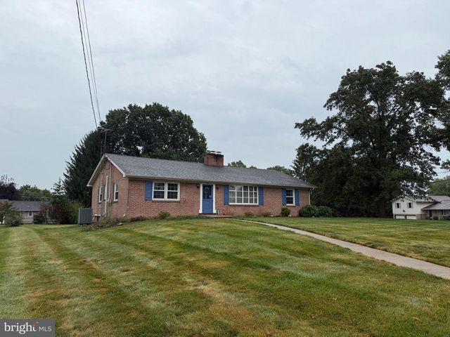 2918 JEFFERSON DRIVE, Chambersburg, PA 17201