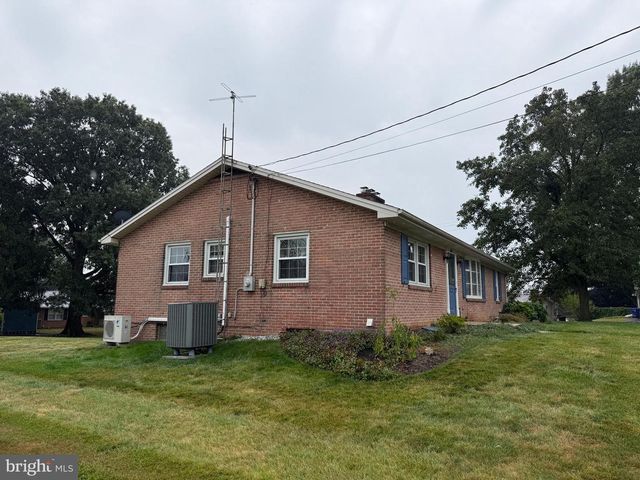 2918 JEFFERSON DRIVE, Chambersburg, PA 17201