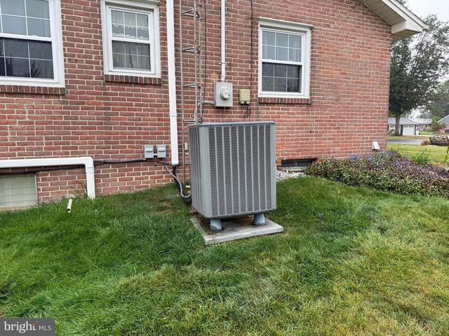 2918 JEFFERSON DRIVE, Chambersburg, PA 17201