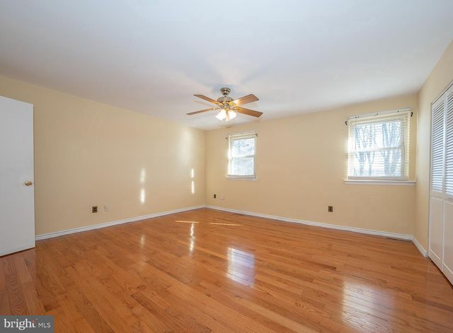403 WOODSIDE CIR, Dresher, PA 19025