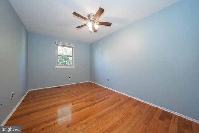 403 WOODSIDE CIR, Dresher, PA 19025