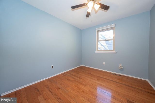 403 WOODSIDE CIR, Dresher, PA 19025