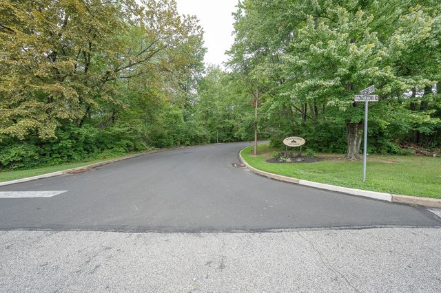 403 WOODSIDE CIR, Dresher, PA 19025