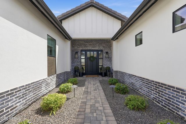 1371 E KINGBIRD Place, Chandler, AZ 85286