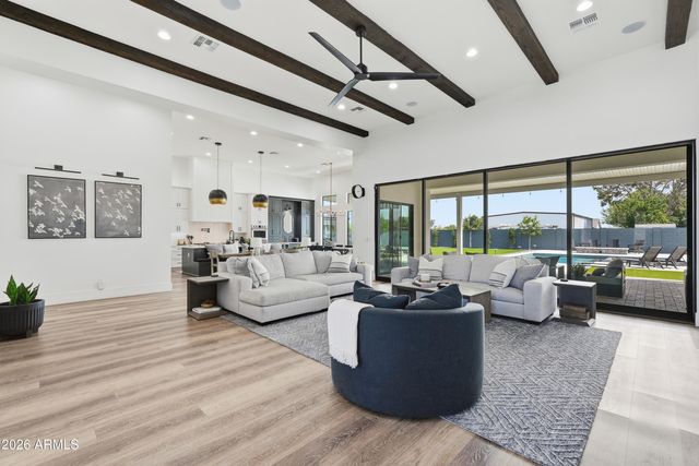 1371 E KINGBIRD Place, Chandler, AZ 85286