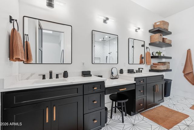 1371 E KINGBIRD Place, Chandler, AZ 85286