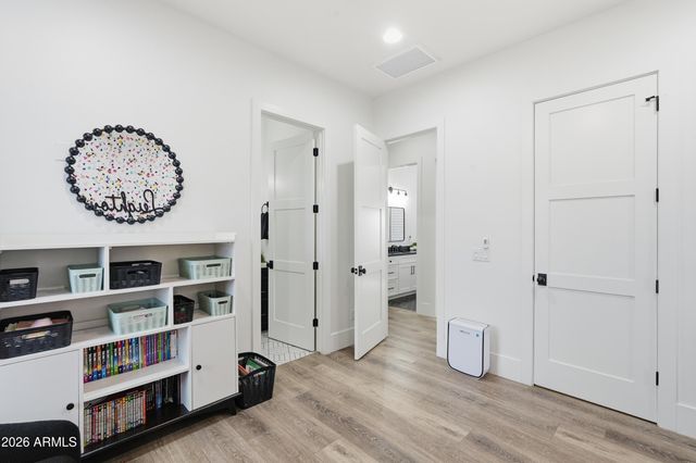 1371 E KINGBIRD Place, Chandler, AZ 85286