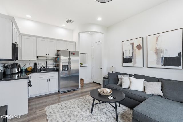 1371 E KINGBIRD Place, Chandler, AZ 85286