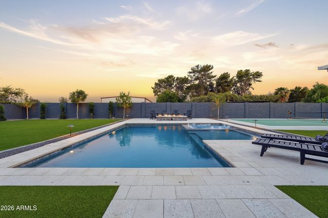 1371 E KINGBIRD Place, Chandler, AZ 85286