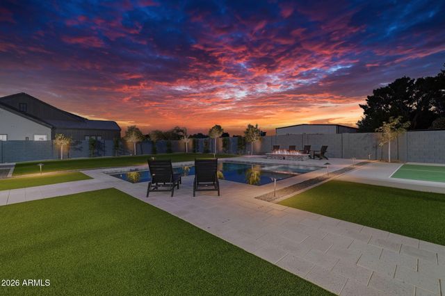 1371 E KINGBIRD Place, Chandler, AZ 85286
