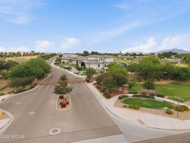 1371 E KINGBIRD Place, Chandler, AZ 85286