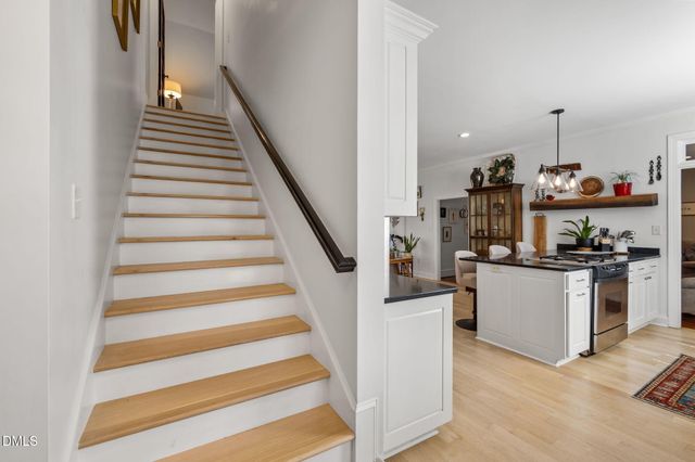 190 Oakley Farm Road, Chapel Hill, NC 27517