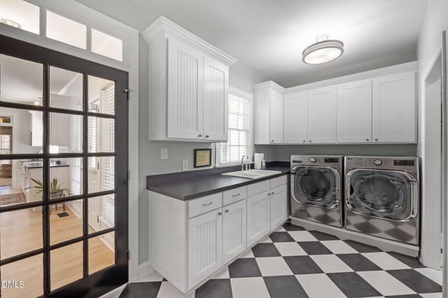 190 Oakley Farm Road, Chapel Hill, NC 27517