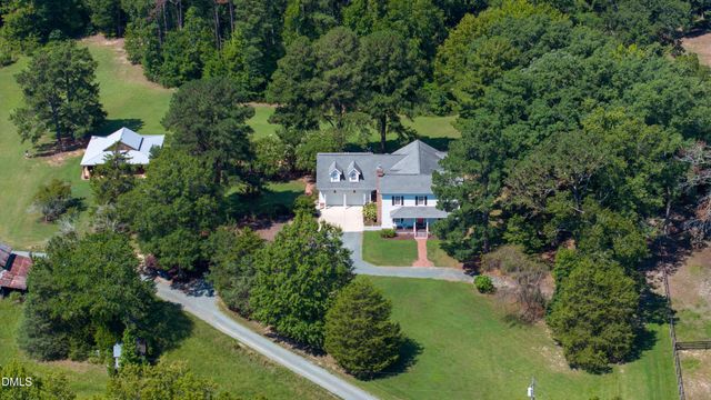 190 Oakley Farm Road, Chapel Hill, NC 27517