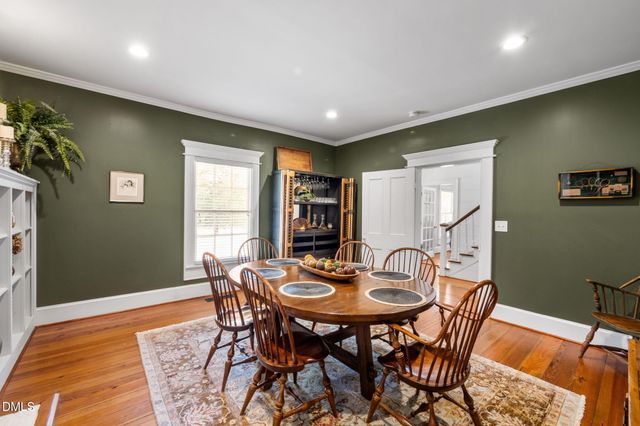 190 Oakley Farm Road, Chapel Hill, NC 27517