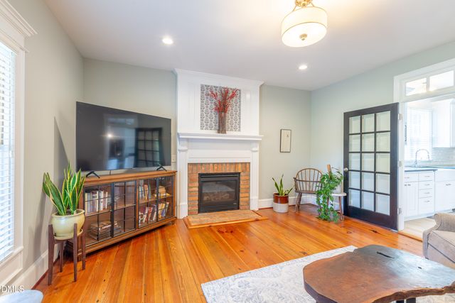 190 Oakley Farm Road, Chapel Hill, NC 27517
