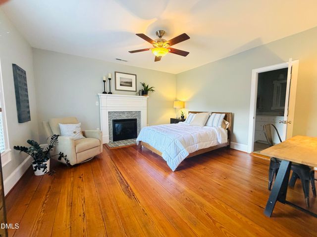 190 Oakley Farm Road, Chapel Hill, NC 27517