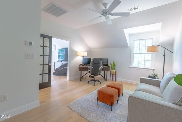 190 Oakley Farm Road, Chapel Hill, NC 27517