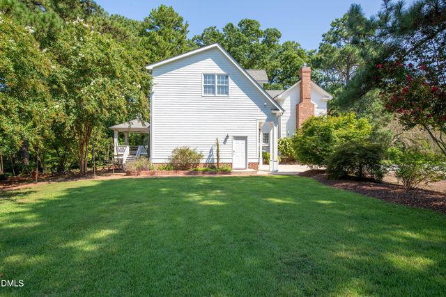 190 Oakley Farm Road, Chapel Hill, NC 27517