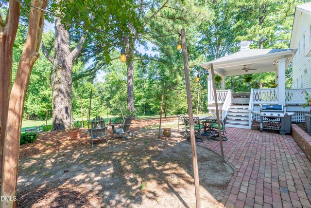 190 Oakley Farm Road, Chapel Hill, NC 27517
