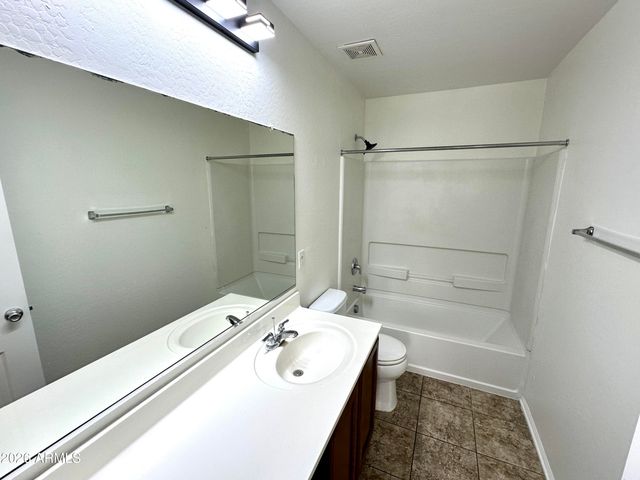 971 S Deerfield Lane, Gilbert, AZ 85296