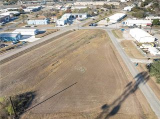 001 Railroad Ave, Portland, TX 78374