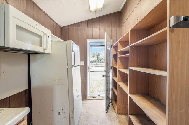 103 Leaning Oaks ST, Somerville, TX 77879