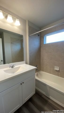 10410 WAVERUNNER, Converse, TX 78109