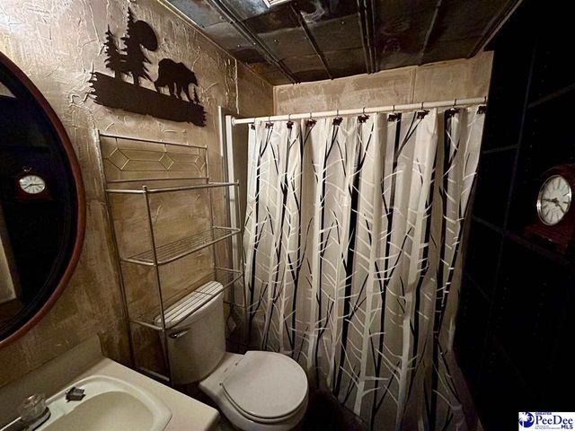 2401-B Broad Dr, Florence, SC 29505