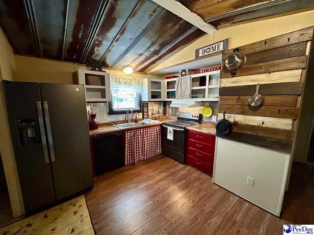 2401-B Broad Dr, Florence, SC 29505