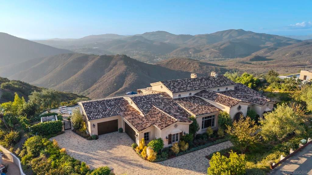8046 El Cielo, Rancho Santa Fe, CA 92067