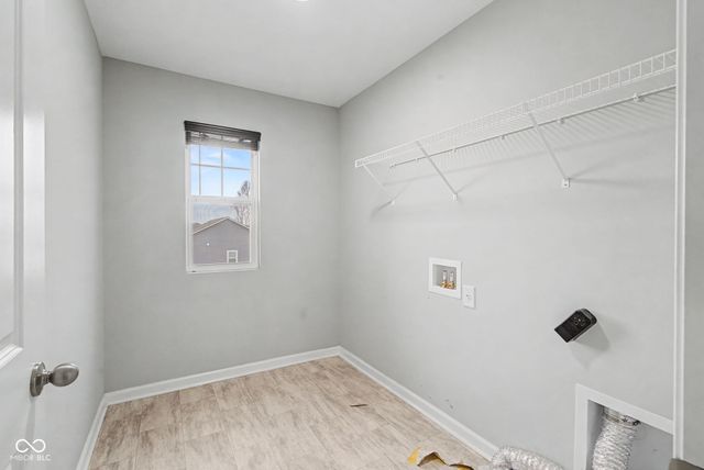 379 Oakswept Way, Greenfield, IN 46140