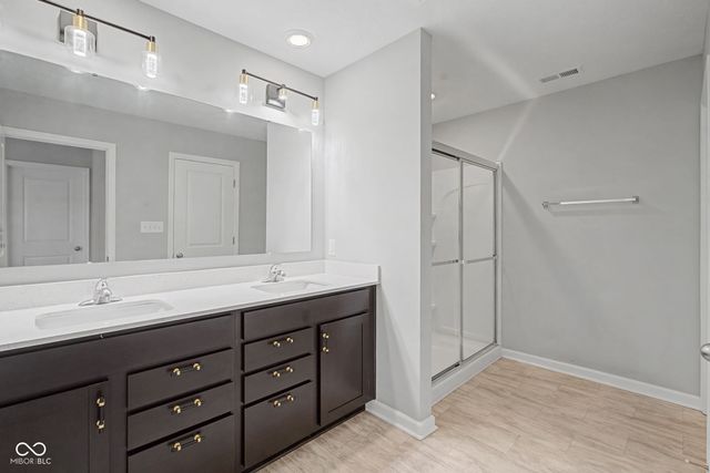 379 Oakswept Way, Greenfield, IN 46140