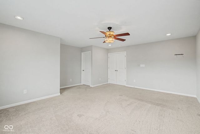 379 Oakswept Way, Greenfield, IN 46140