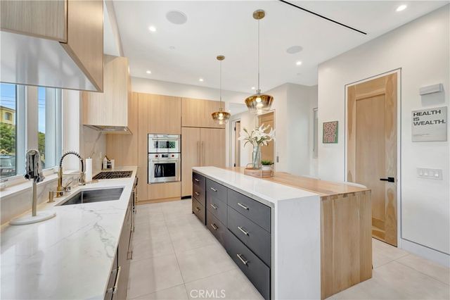 620 Huntington Street, Huntington Beach, CA 92648