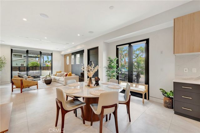 620 Huntington Street, Huntington Beach, CA 92648