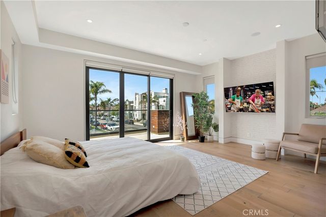 620 Huntington Street, Huntington Beach, CA 92648