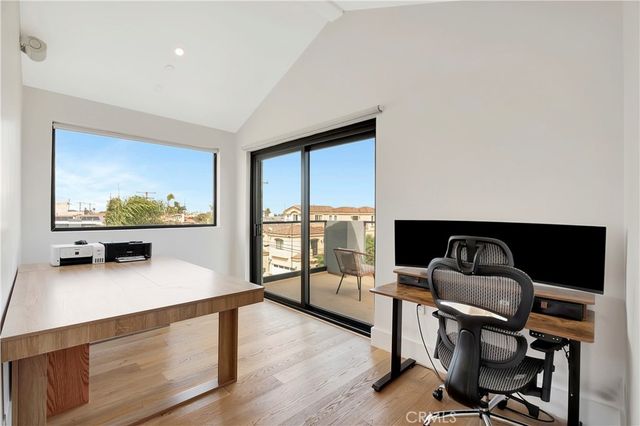 620 Huntington Street, Huntington Beach, CA 92648